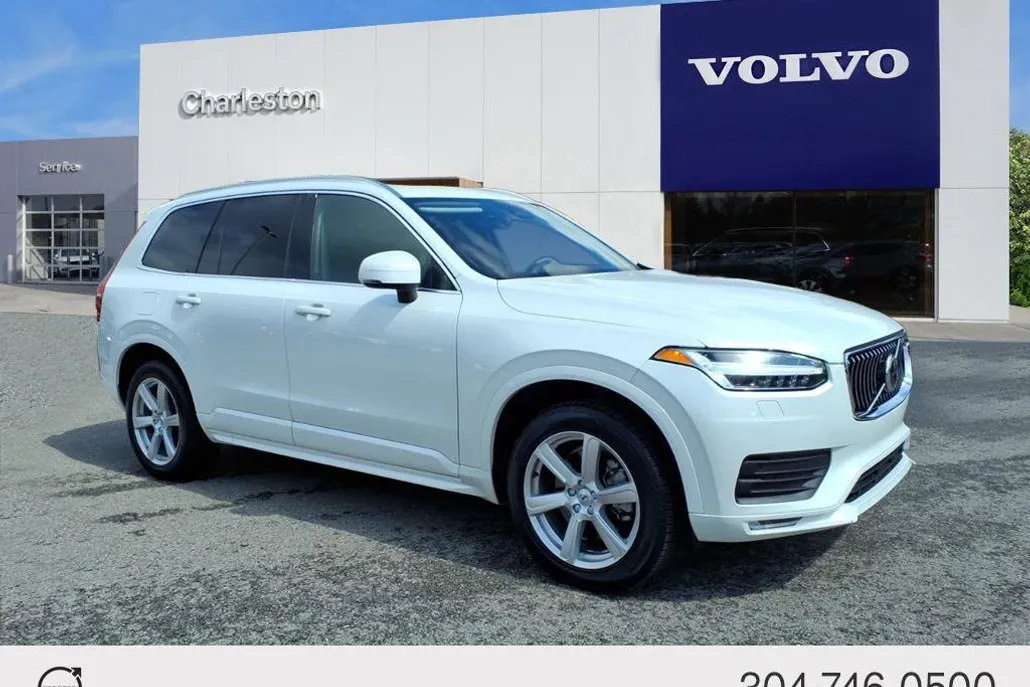 2023 Volvo XC90 Core photo 1