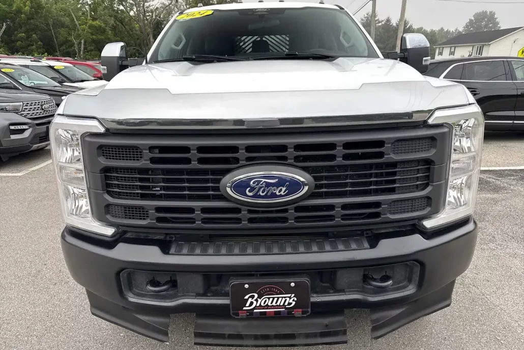 2024 Ford F-350 XL photo 1