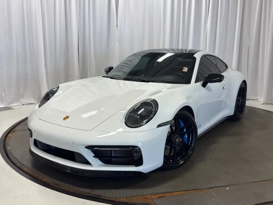 2022 Porsche 911 GTS photo 1