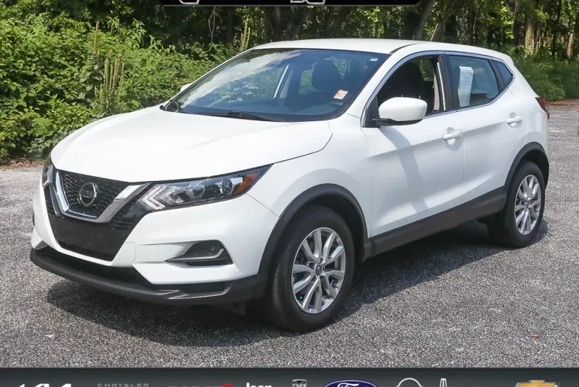 2021 Nissan Rogue Sport S photo 1