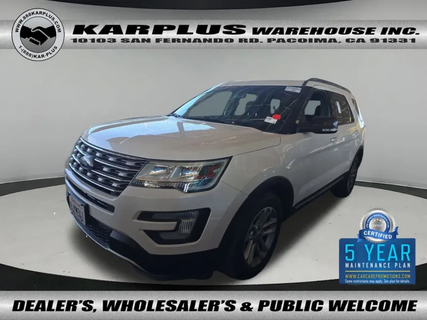 2017 Ford Explorer XLT photo 1