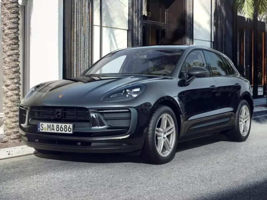 2025 Porsche Macan T photo 1
