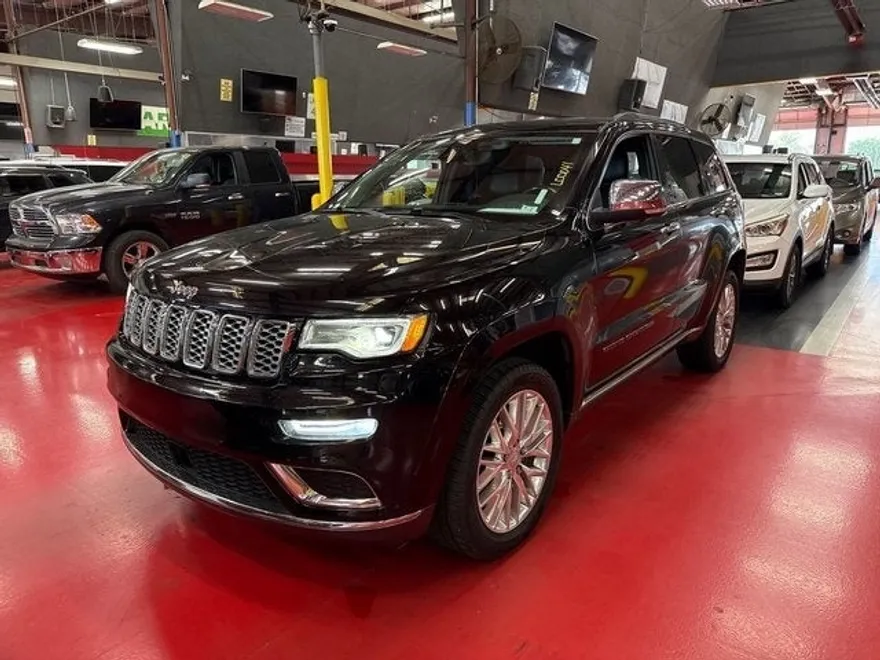 2018 Jeep Grand Cherokee Summit photo 1