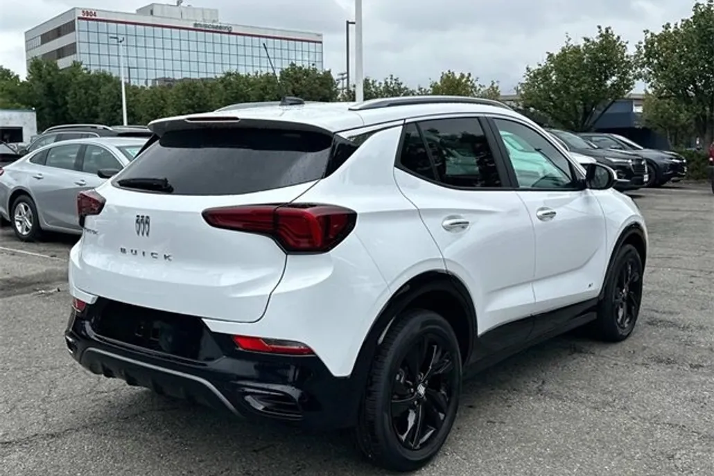 2026 Buick Encore GX Sport Touring photo 1