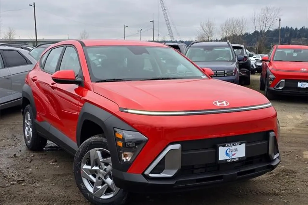2025 Hyundai Kona SE photo 1