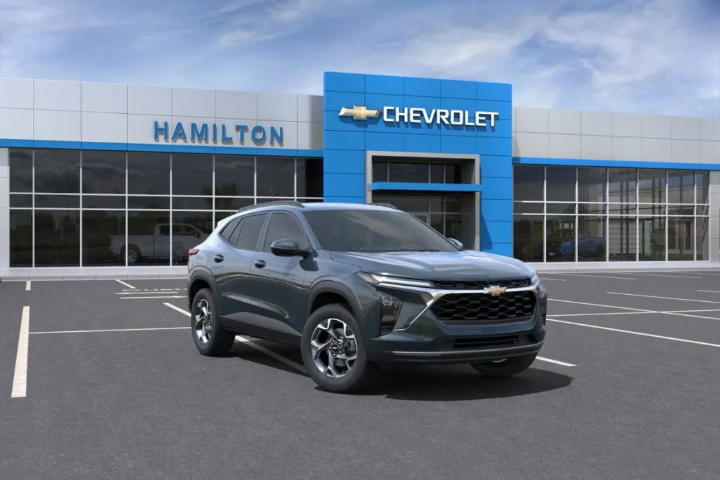 2025 Chevrolet Trax LT photo 1
