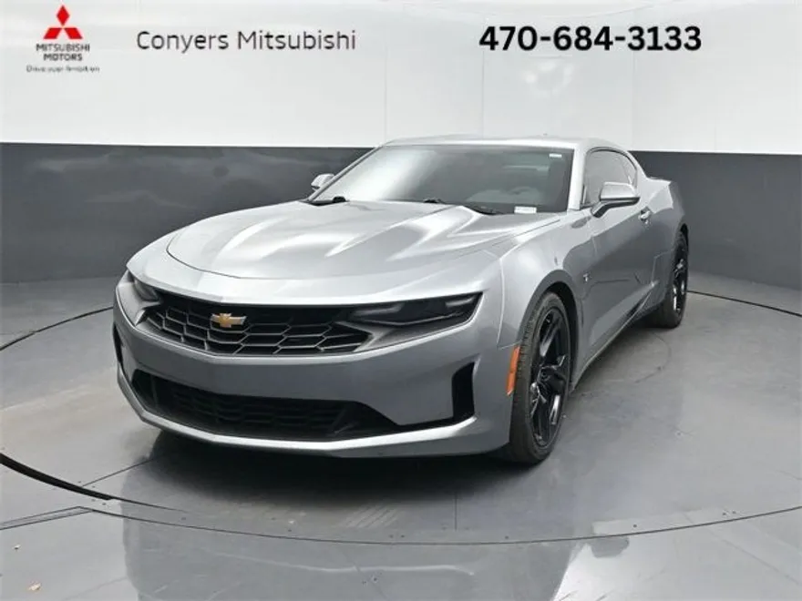2024 Chevrolet Camaro 1LT photo 1