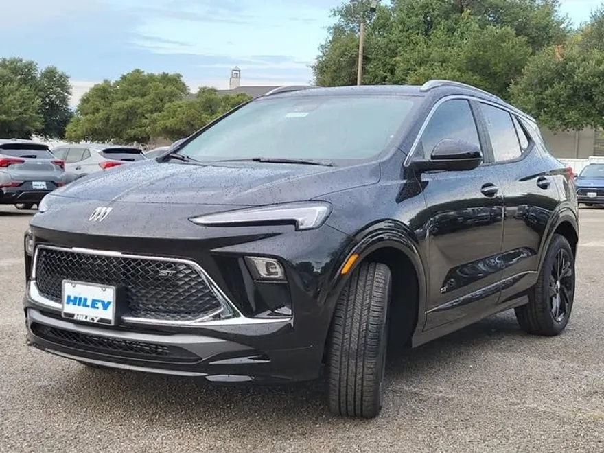 2026 Buick Encore GX Sport Touring photo 1