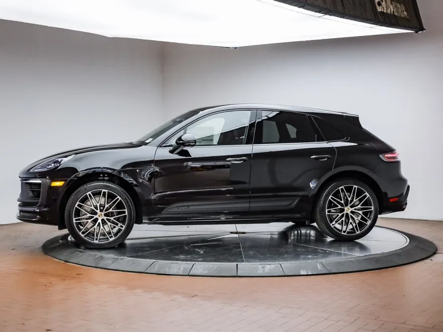 2025 Porsche Macan GTS photo 1