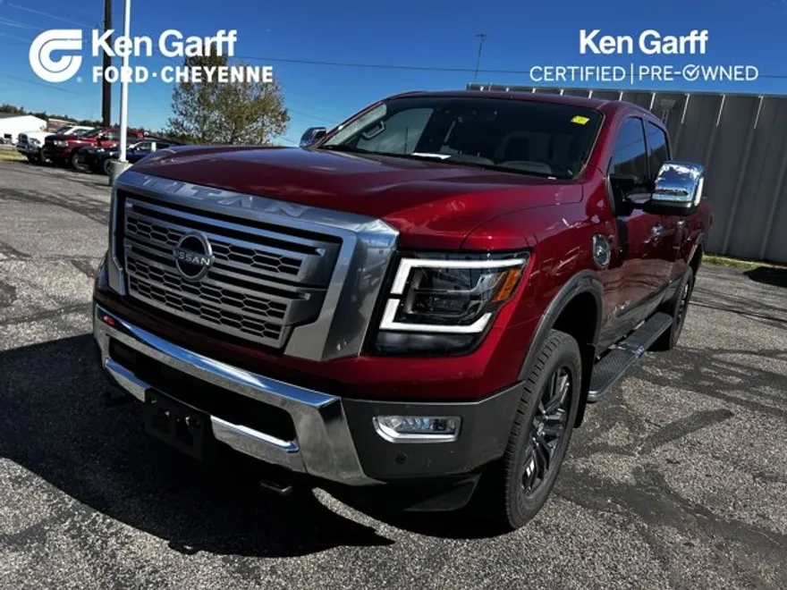 2023 Nissan Titan Platinum Reserve photo 1