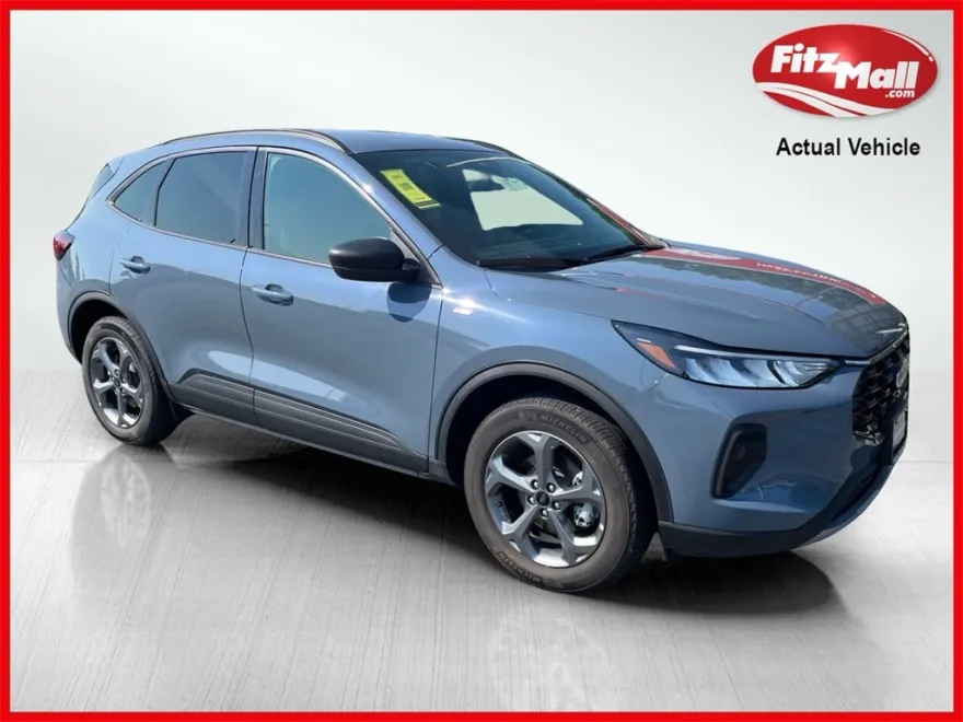 2025 Ford Escape ST-Line photo 1