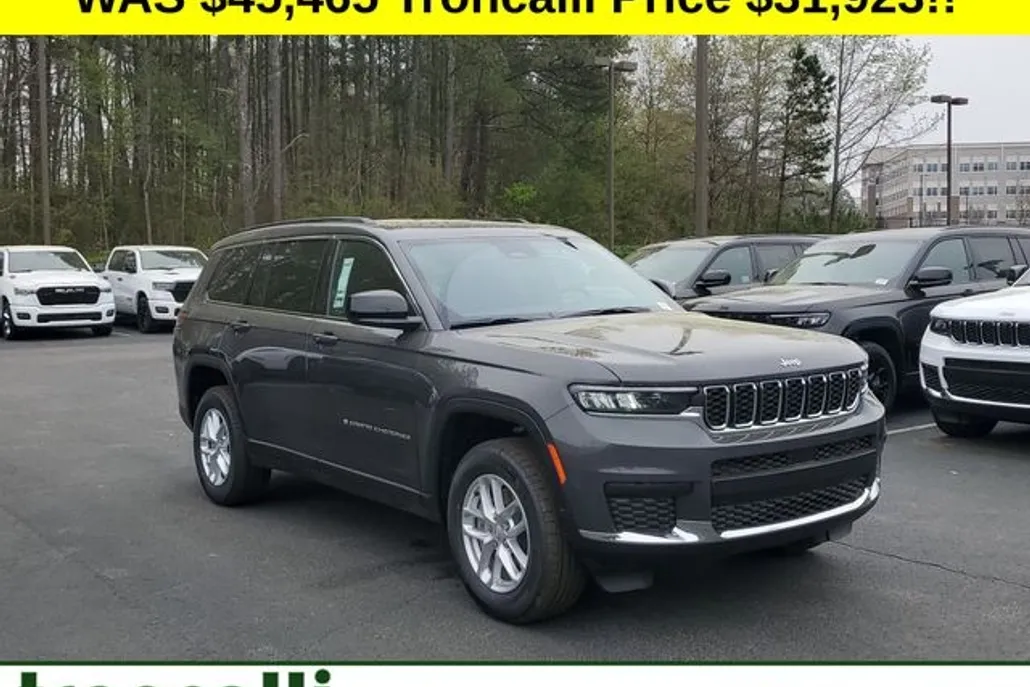 2025 Jeep Grand Cherokee Laredo photo 1