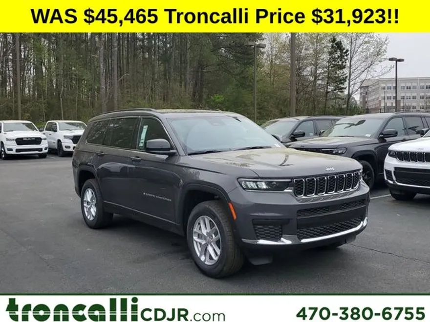 2025 Jeep Grand Cherokee Laredo photo 1