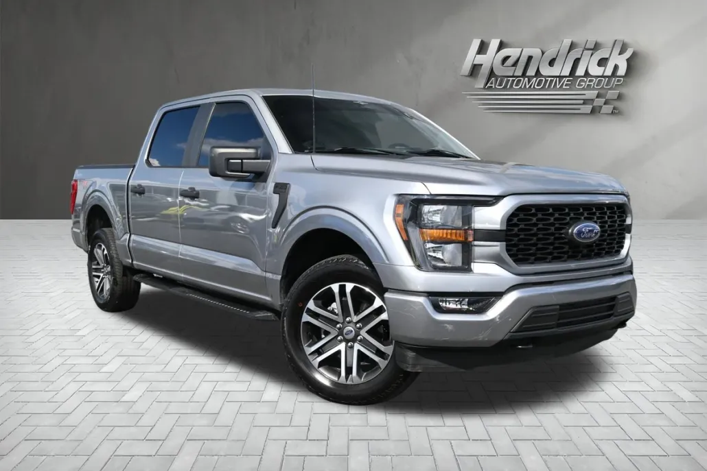 2023 Ford F-150 XL photo 1