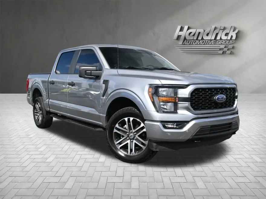 2023 Ford F-150 XL photo 1