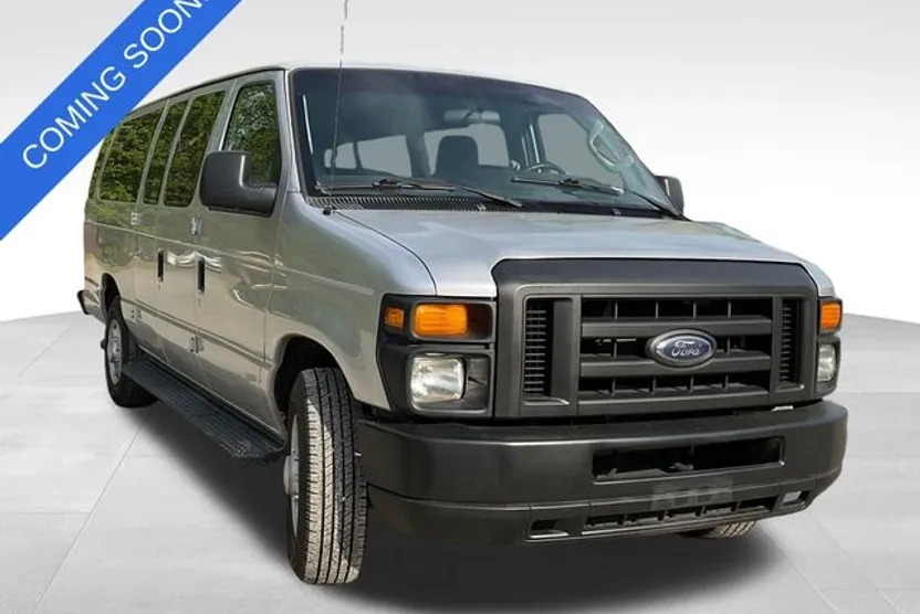 2012 Ford E-350 photo 1