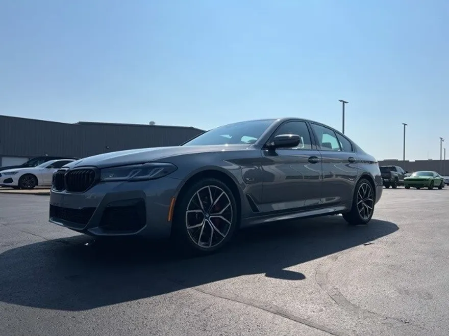 2023 Bmw 530e xDrive photo 1