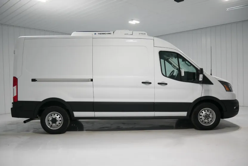 2025 Ford Transit Cargo Van photo 1