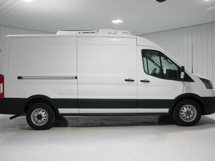 2025 Ford Transit Cargo Van photo 1