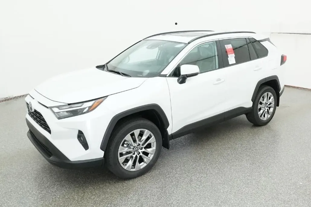 2025 Toyota RAV4 XLE Premium photo 1