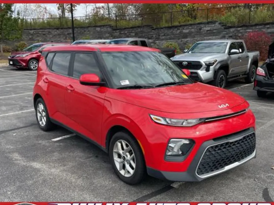 2022 Kia Soul LX S X-Line photo 1