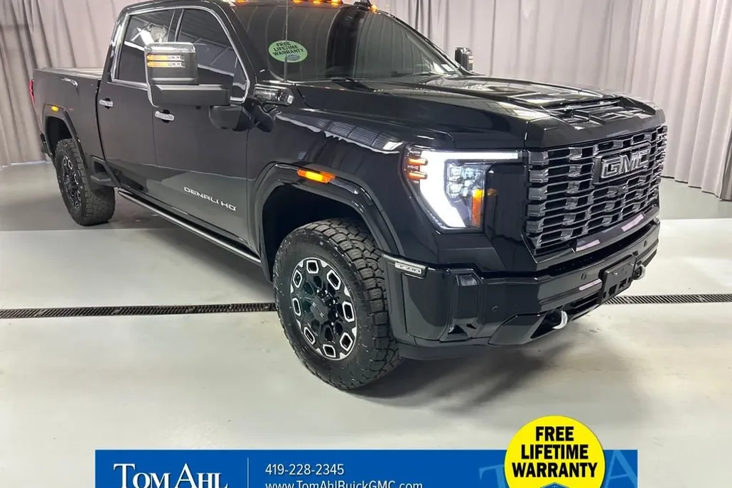 2025 Gmc Sierra 3500 HD Denali Ultimate photo 1