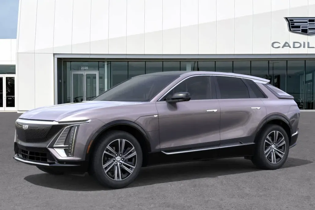 2025 Cadillac Lyriq Luxury photo 1