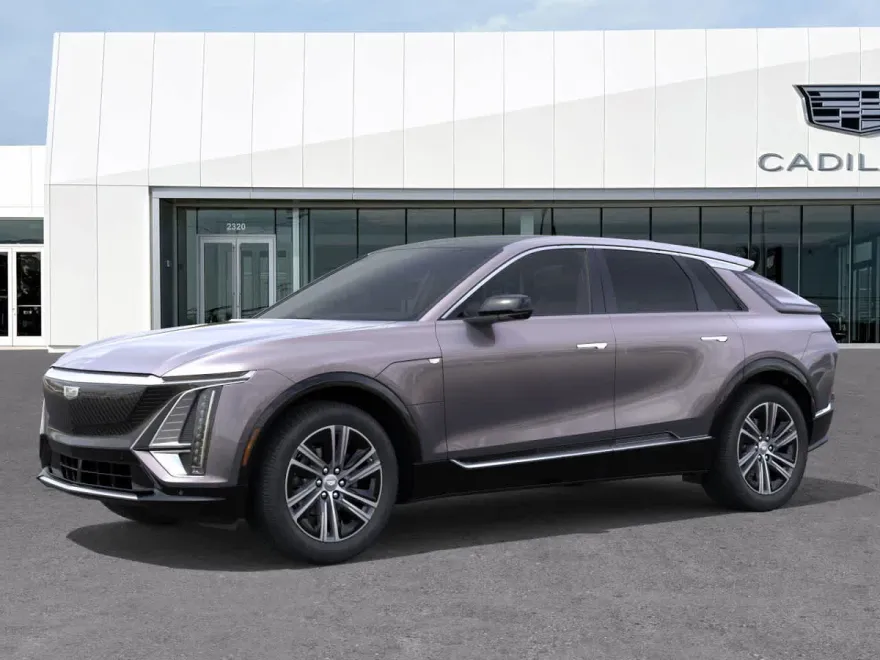 2025 Cadillac Lyriq Luxury photo 1