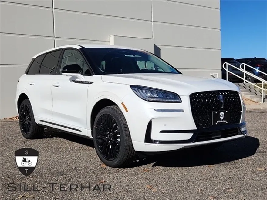 2025 Lincoln Corsair Premiere photo 1