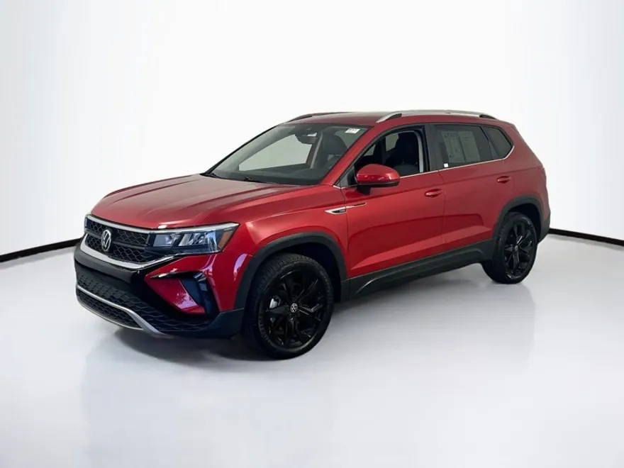 2022 Volkswagen Taos SE photo 1