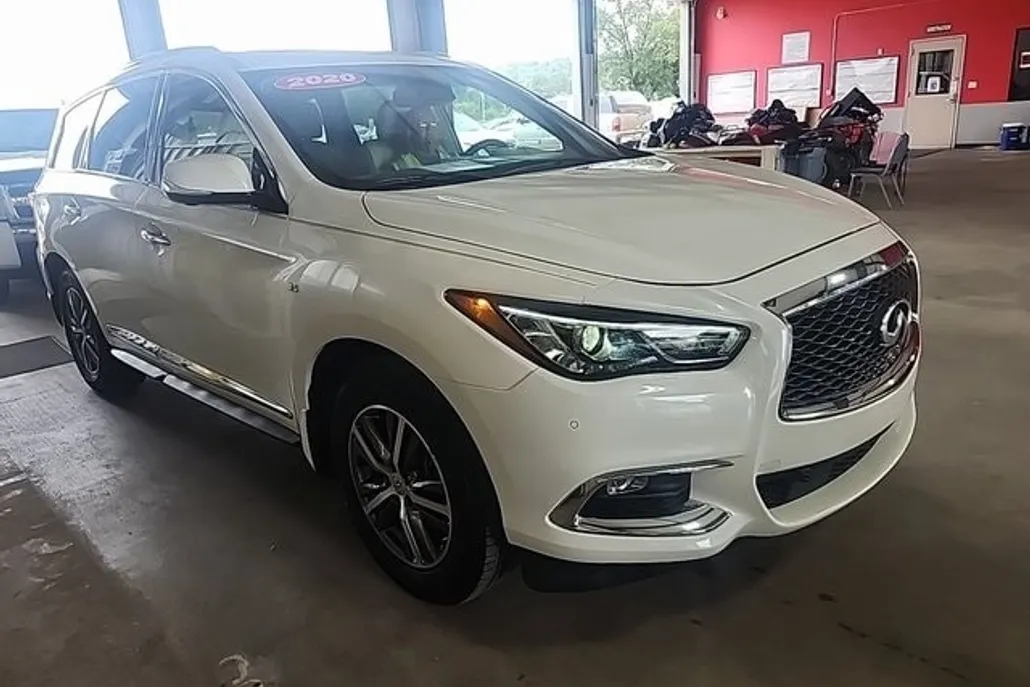 2020 Infiniti QX60 Luxe photo 1