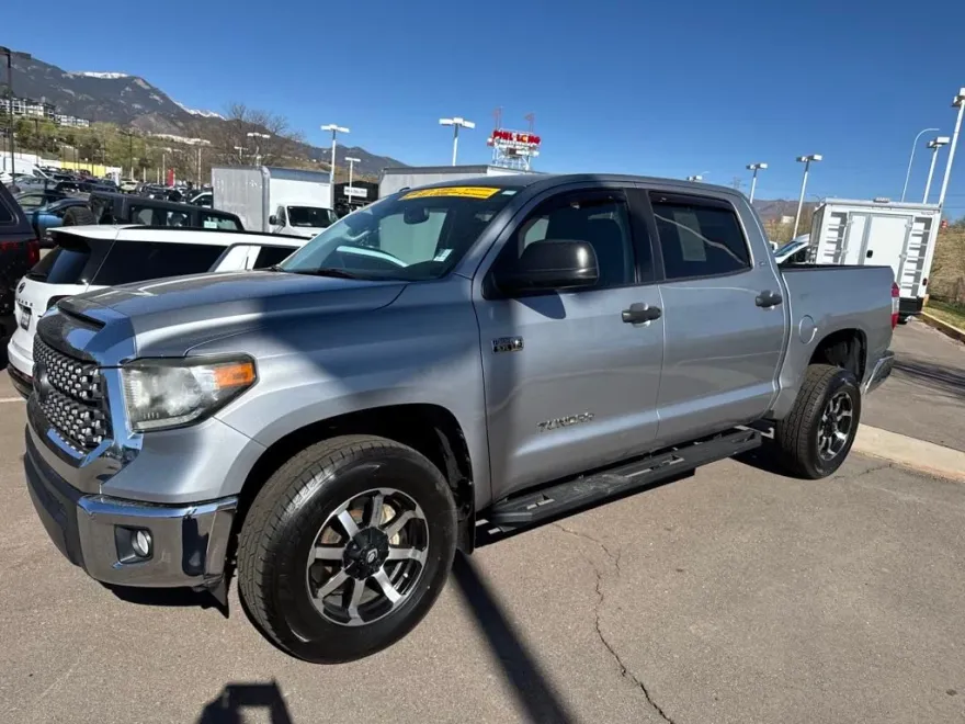 2019 Toyota Tundra SR5 Grade photo 1