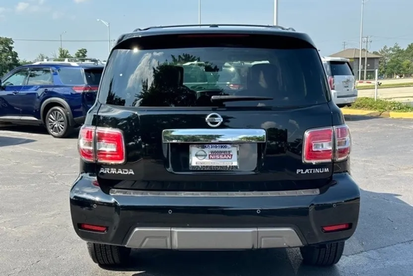 2020 Nissan Armada Platinum photo 1