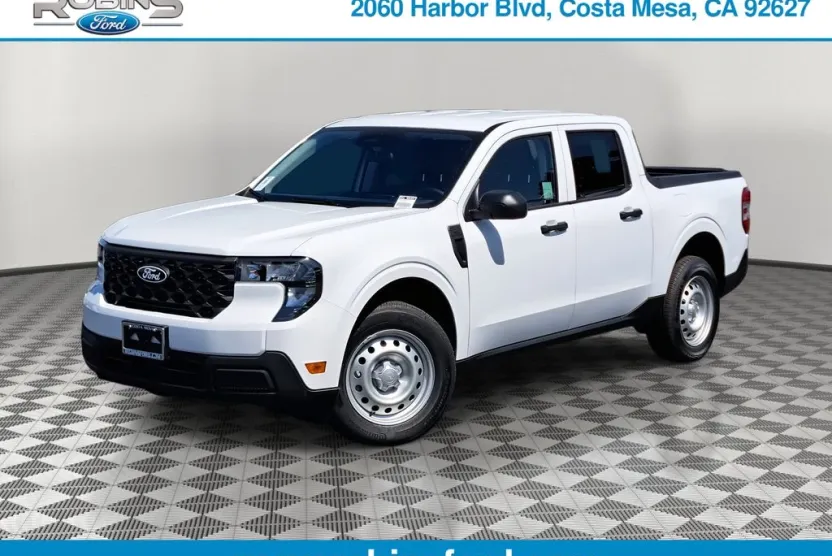 2025 Ford Maverick XL photo 1