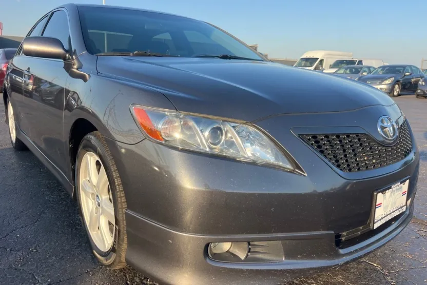 2009 Toyota Camry SE V6 photo 1