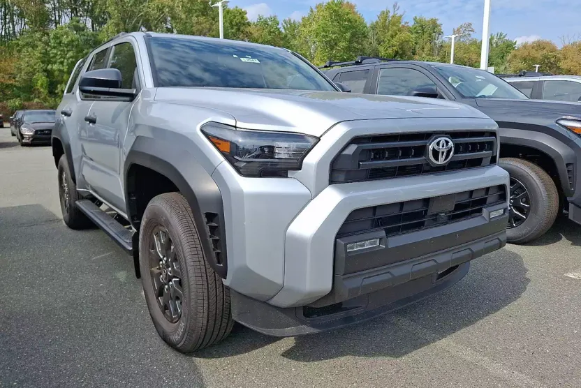 2025 Toyota 4Runner SR5 photo 1