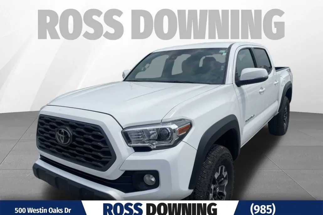 2023 Toyota Tacoma TRD V6 photo 1