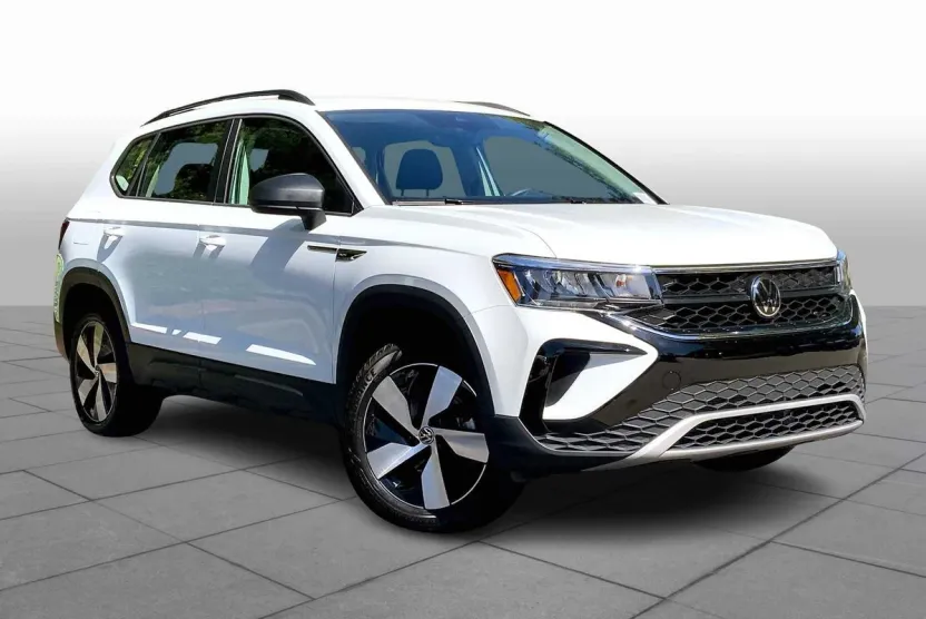 2024 Volkswagen Taos S photo 1