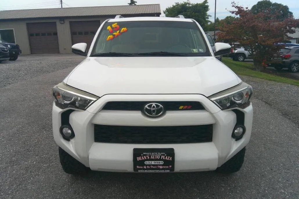 2015 Toyota 4Runner Base photo 1
