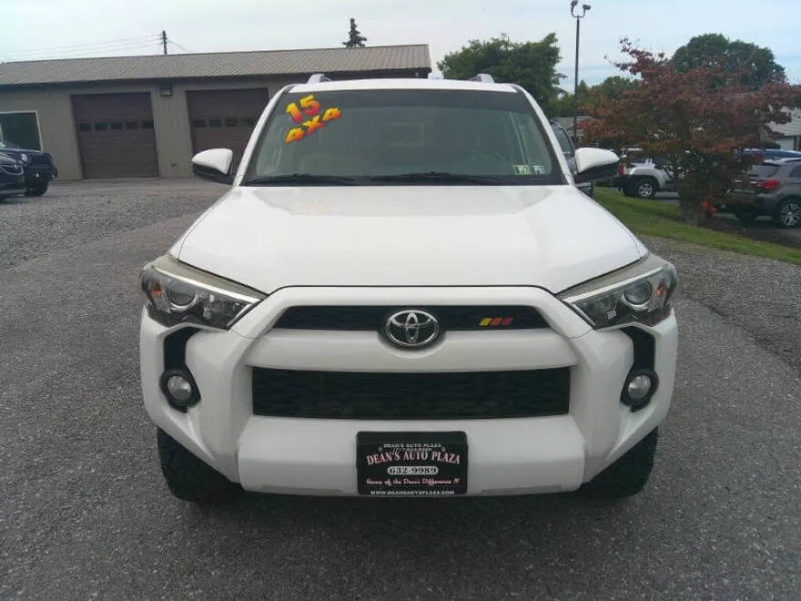 2015 Toyota 4Runner Base photo 1