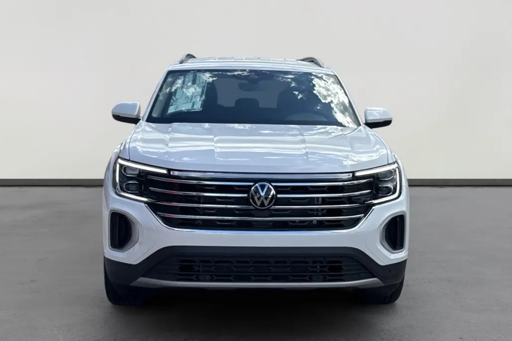 2026 Volkswagen Atlas SE Technology photo 1