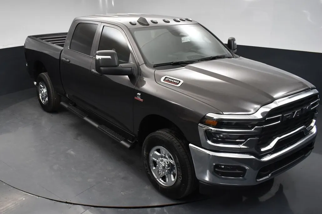 2025 Ram 2500 Tradesman photo 1