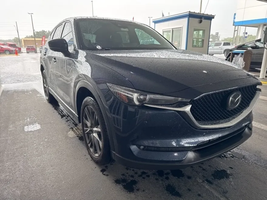 2021 Mazda CX-5 Signature photo 1