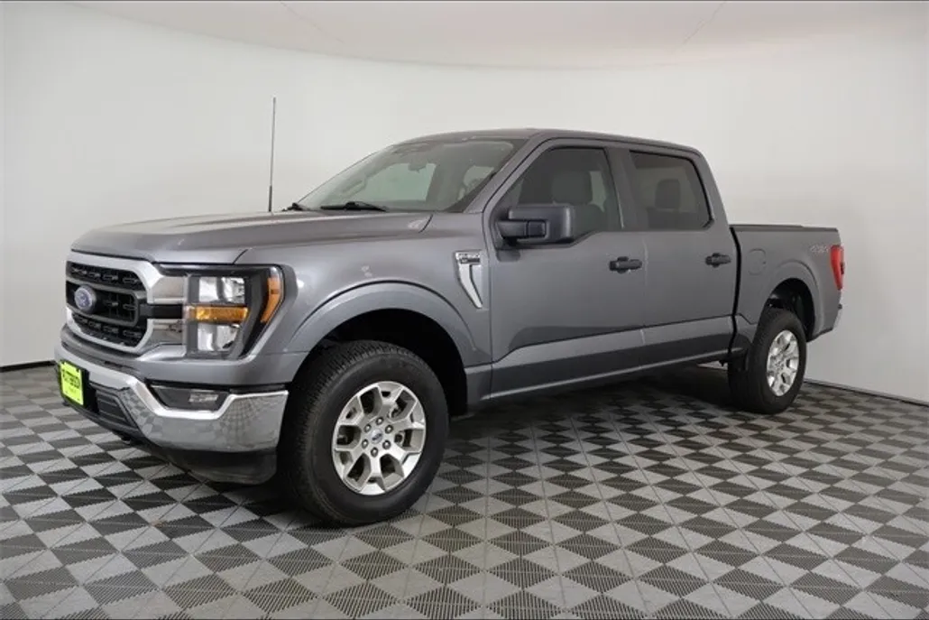 2023 Ford F-150 XLT photo 1