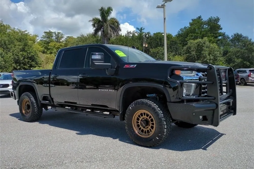 2023 Chevrolet Silverado 2500HD LTZ photo 1