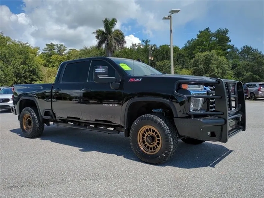 2023 Chevrolet Silverado 2500HD LTZ photo 1