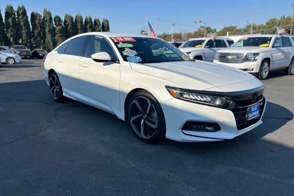 2020 Honda Accord Sport photo 1