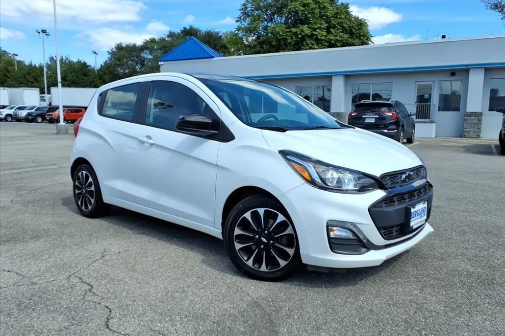 2021 Chevrolet Spark 1LT photo 1