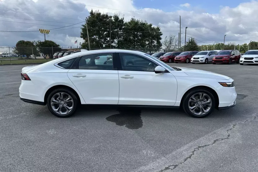 2024 Honda Accord EX photo 1