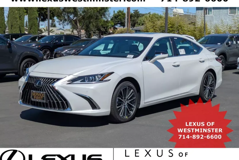 2025 Lexus ES 300h photo 1